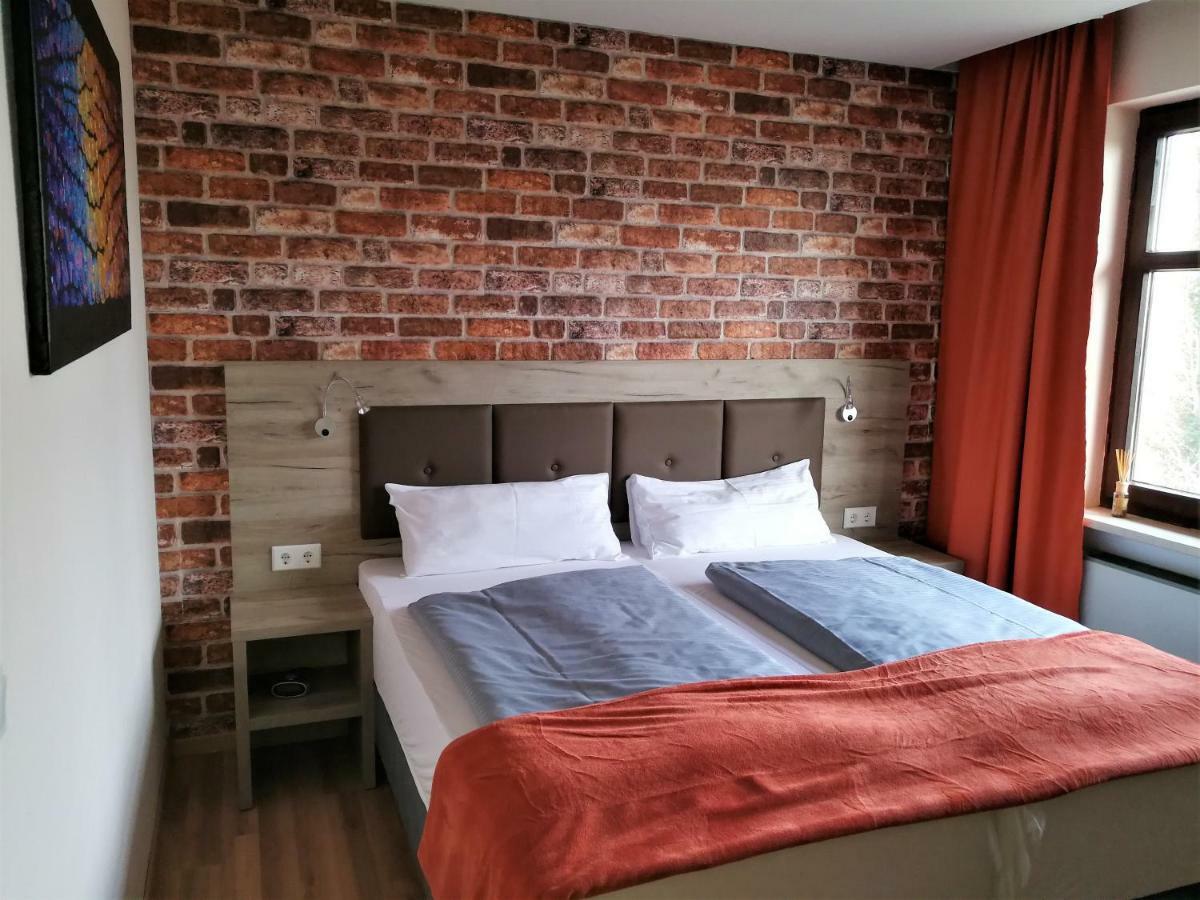Landhotel Roemerkessel Fuchstal 外观 照片